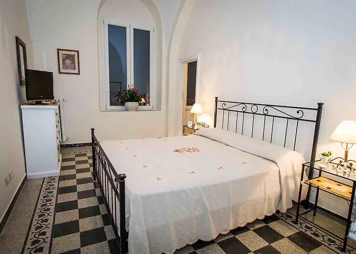 La Torretta Oda ve Kahvaltı Gaeta