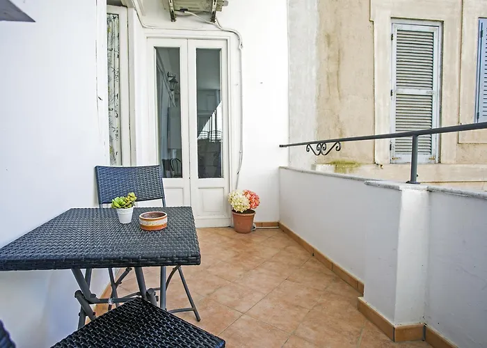 La Torretta Oda ve Kahvaltı Gaeta