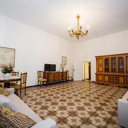 Alojamento de Acomodação e Pequeno-almoço La Torretta 3*